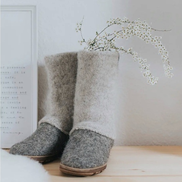 Woolen Clogs Boiled Wool Handmade Winter Boots Size 39 Women's US 8.5 Fisherman - Picture 1 of 7